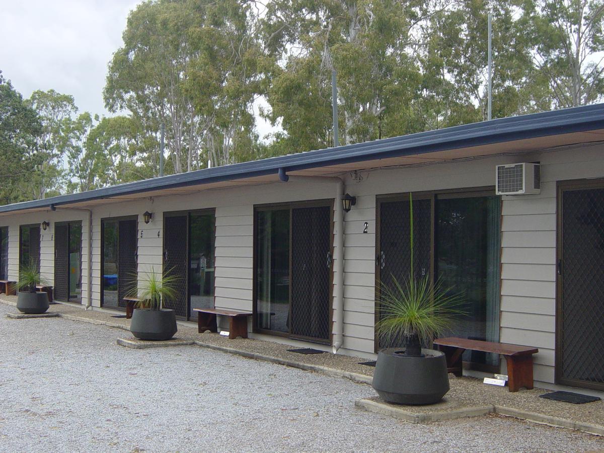 Greenacres Motel / Van Park Benaraby Exterior foto