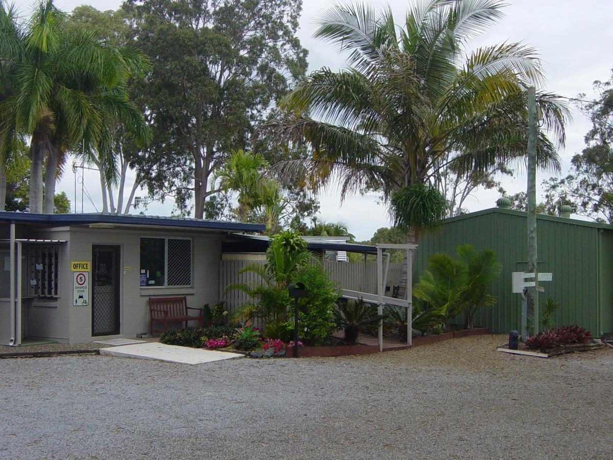 Greenacres Motel / Van Park Benaraby Exterior foto